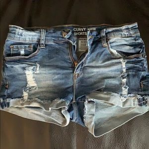 Curvy fit midrise denim shorts